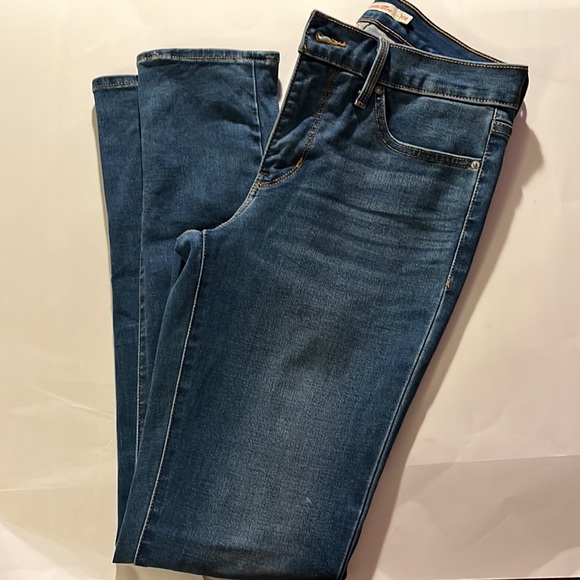 Levi’s 311 shaping skinny jeans - Picture 4 of 5